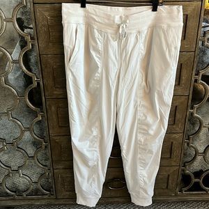 Lululemon dance studio full length jogger size 16